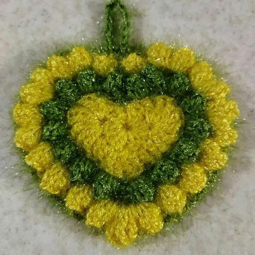 اسکاج قلبی درغرفه بافتنی پونه